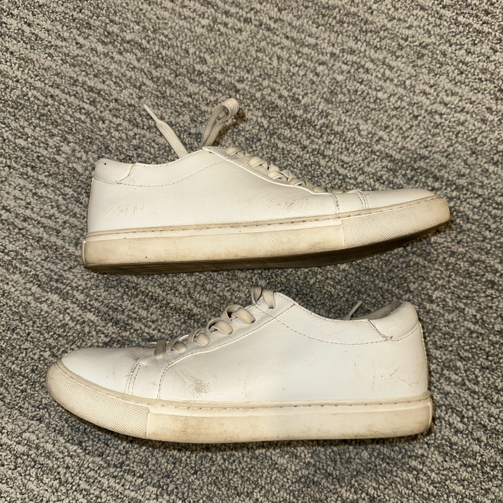 Kenneth Cole White Casual Sneakers women’s size 7